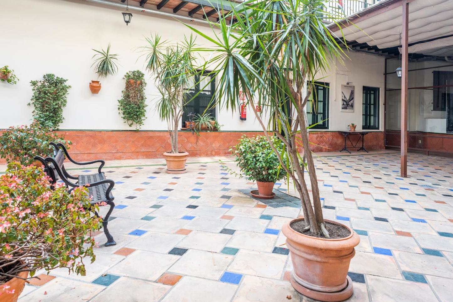 Alohamundi Lumbreras I Apartment Seville Exterior photo